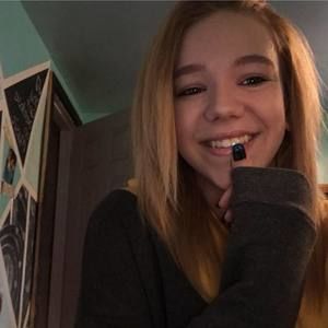 Meet your Posher, April